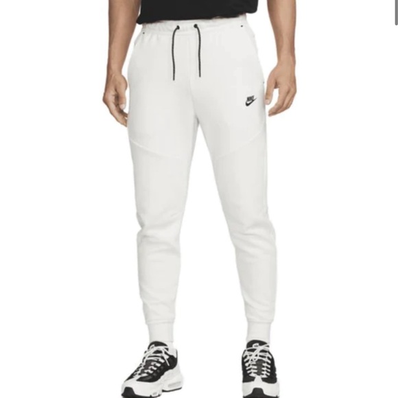 Nike Men's Sportswear Phantom/Black Tech Fleece Jogger (CU4495 030) - Picture 1 of 5